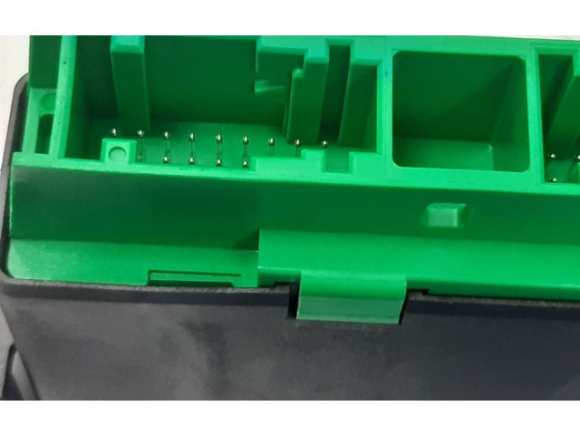 Блок управления надувных подушек