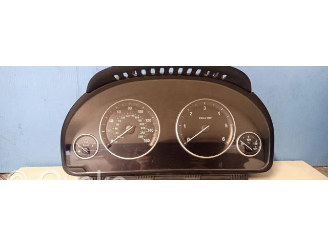 Přístrojová deska BMW X5 F15 2014 9348715