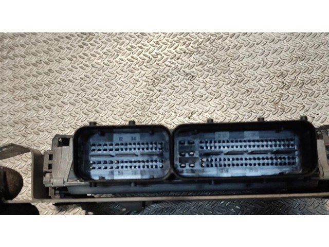 Řídící jednotka 03L906023PD Volkswagen Caddy 2013