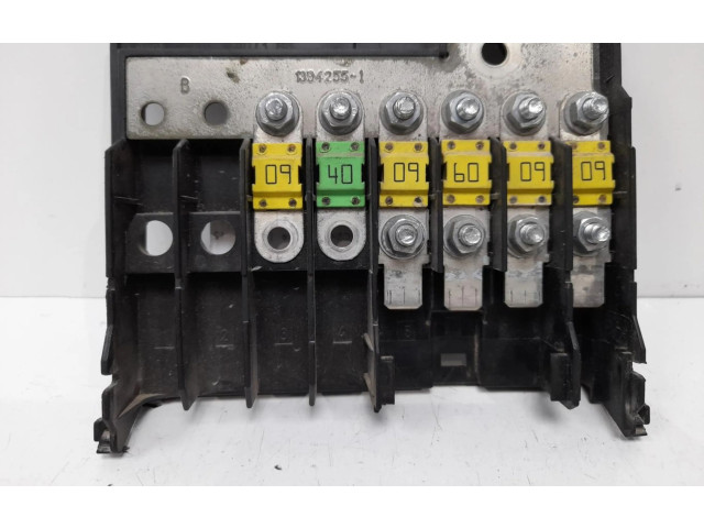 Блок предохранителей 2S6T14A073BB   Ford Fusion    