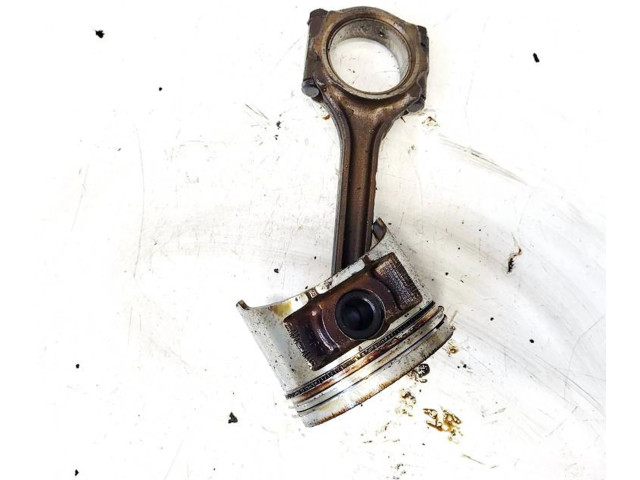 Поршень с шатуном Rover 620