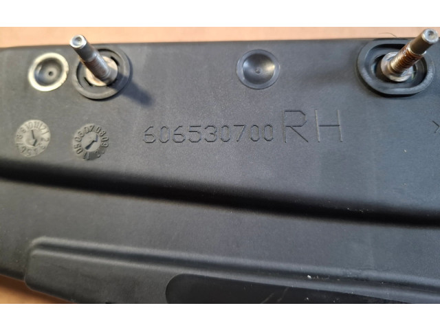 Подушка безопасности в сиденье 30715730, 606530700 Volvo V70