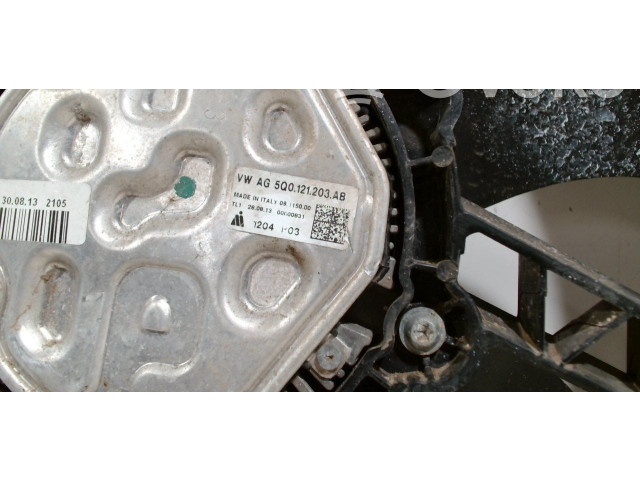 Моторчик дворников 5Q0121203AB    Audi A3 S3 8V