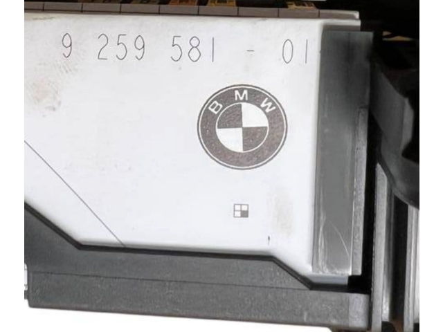 Блок предохранителей 9259468, 9259581   BMW X3 F25    