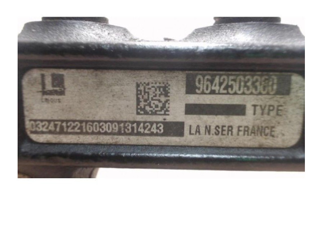 Топливная рампа 00001570G2, 00001570G2   Citroen C3   для двигателя DV4TD(8HX)