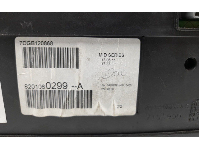 Панель приборов 8201060299   Renault Clio III       