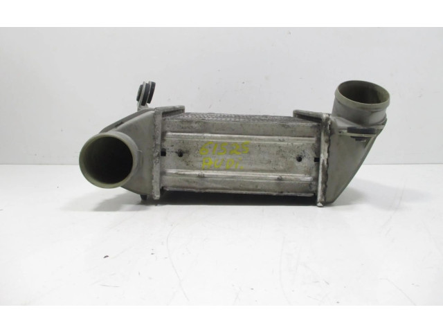 Интеркулер 1J0145805B Audi A3 S3 8L