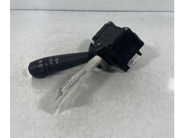 Ручка стеклоочистителей    Dacia Dokker