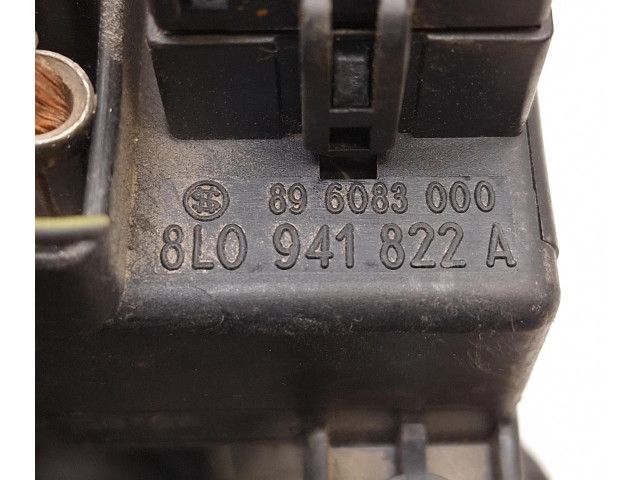 Блок предохранителей 8L0941822A, 8L0941822A Audi A6 S6 C5 4B