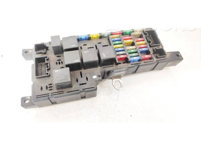 Блок предохранителей  518829106, 30728008   Volvo XC90    