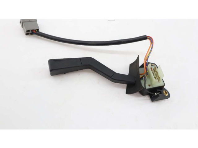 Ручка стеклоочистителей 1363017   Volvo 940