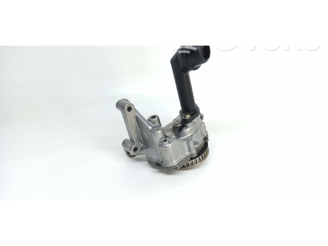 Масляный насос CAYC 03L115105B Skoda Superb B6 (3T)