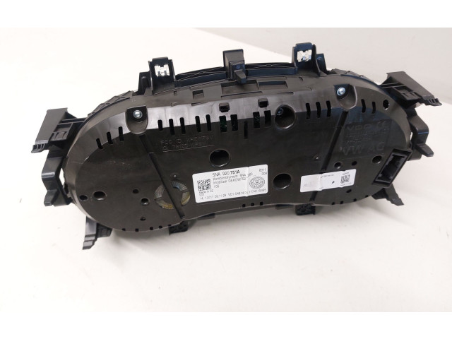 Přístrojová deska Volkswagen Tiguan 2017 5NA920751A