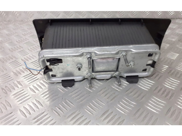 Подушка безопасности водителя Dacia Logan I