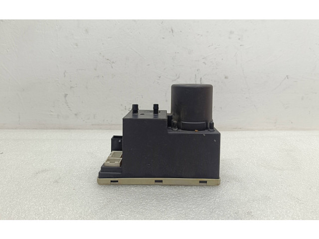 Блок АБС 8L0862257E, 1002181296 Audi A4 S4 B5 8D 1994 - 1999 года