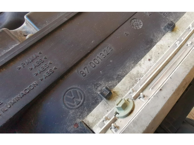 Přístrojová deska Volkswagen Caddy 1997 88311235, 87001323