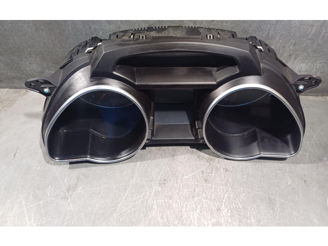 Přístrojová deska Audi A5 8T 8F 2016 8T0920930D