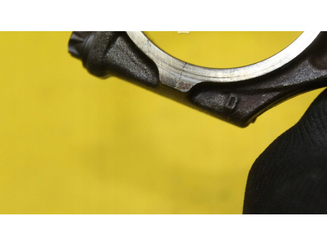 Píst    Audi A8 S8 D3 4E     