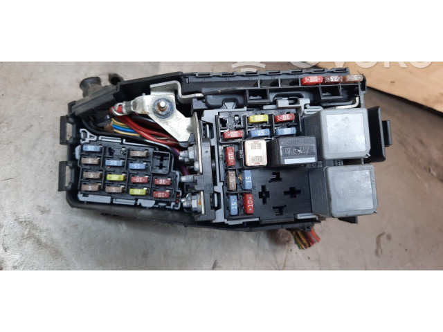 Pojistková skříňka Volvo XC70 2008