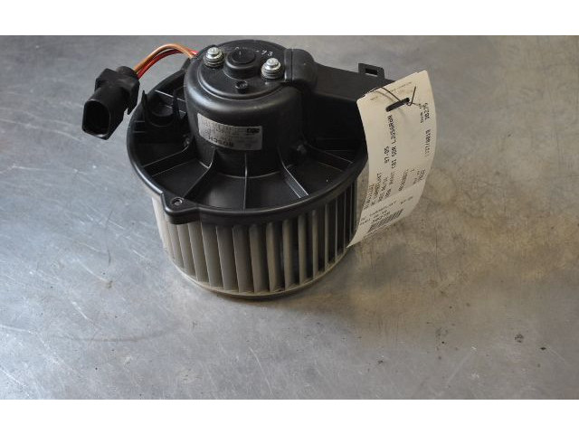 Вентилятор печки    0130111202   Audi A6 S6 C5 4B