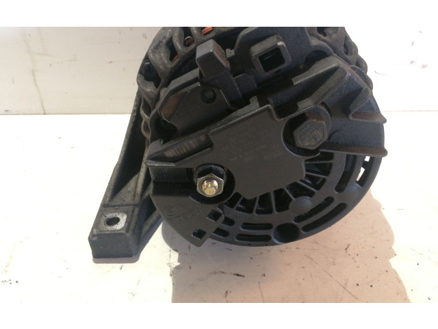 Генератор 8676498, 0124525029   Volvo V70      