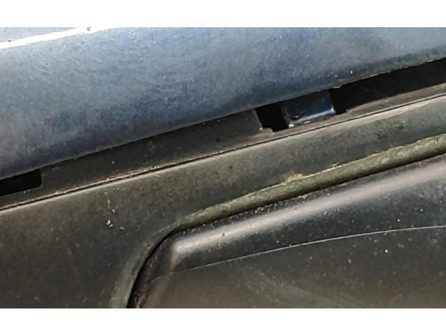 Vstřikovací lišta E11015440 Toyota Corolla E120 E130