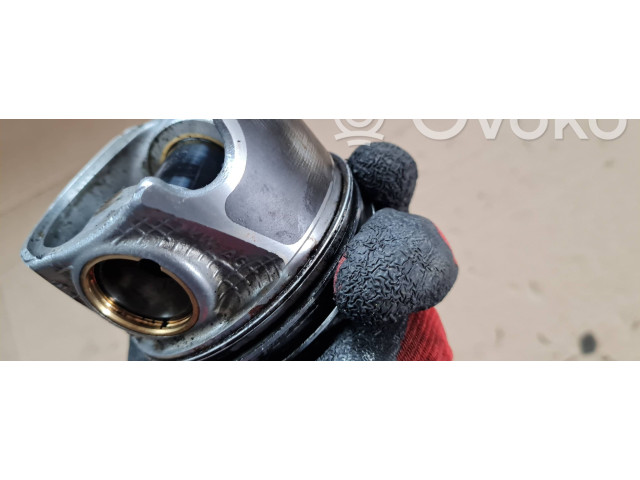  Поршень DTPA 05L  Audi A6 S6 C8 4K  