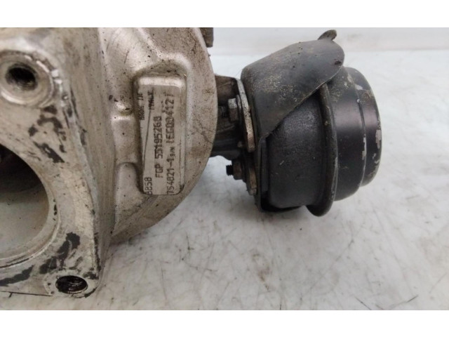 Турбина Alfa Romeo 166 55195268