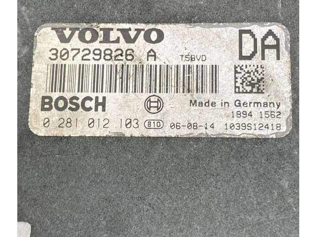 Блок управления двигателя 30729826, 1039S12418 Volvo V70