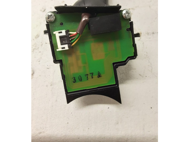 Ручка стеклоочистителей    Volvo V50