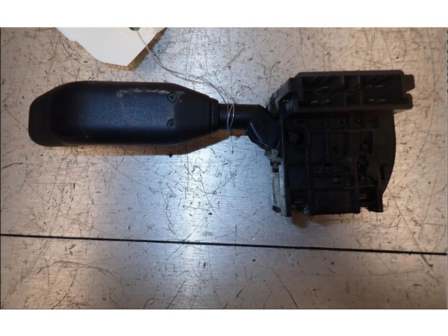 Ручка стеклоочистителей 7700803541 Renault Clio I