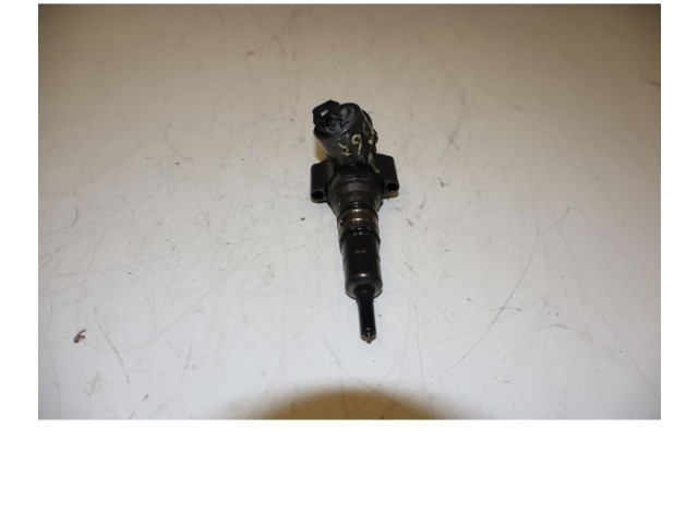 Форсунка 0414720404    Volkswagen Golf Plus  BKD 