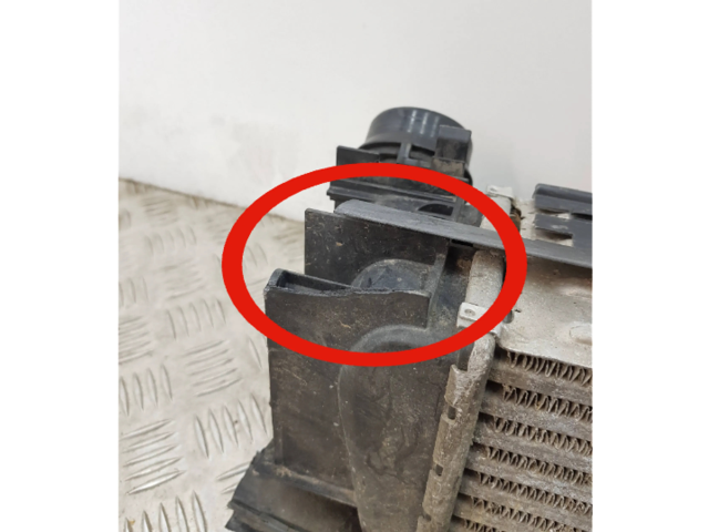 Интеркулер 7600532, 15272311 BMW 4 F36 Gran coupe