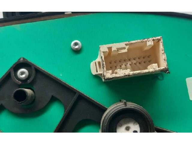 Přístrojová deska Citroen Berlingo 9662745380