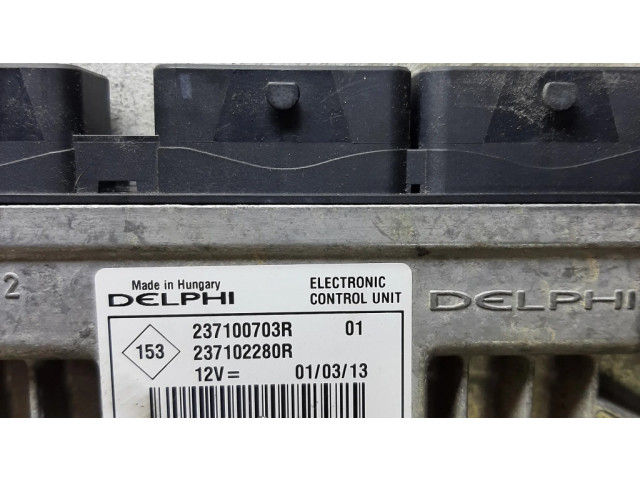 Řídící jednotka 237100703R, 237102280R Dacia Duster 2013