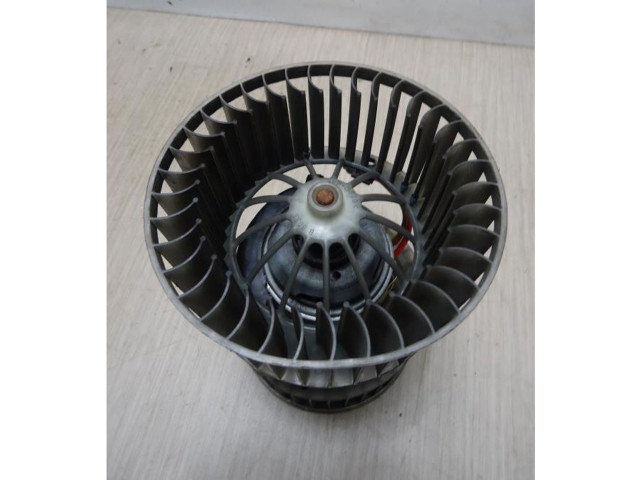 Вентилятор печки       BMW X3 E83