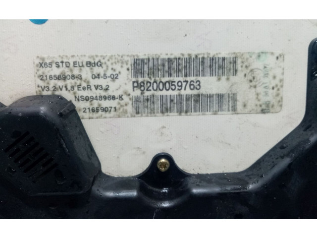 Панель приборов 8200261119, P8200059763 Renault Clio I