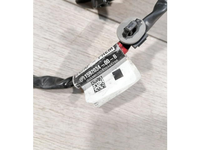 Zpětné zrcátko  Tesla Model 3 2017  1592034-00-B  