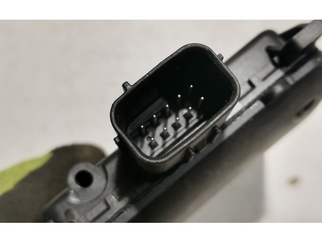 Датчик слепых зон 32254967 Volvo XC90