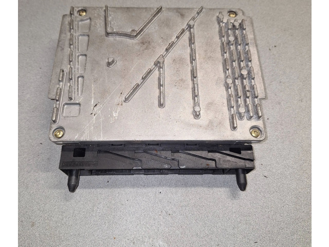 Блок управления двигателя 0281001776, 28SA4018   Volvo S70  V70  V70 XC