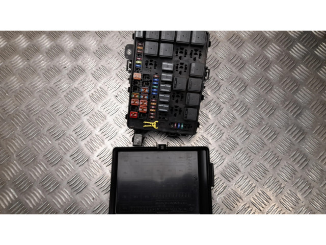 Блок предохранителей 670007428 Maserati Ghibli