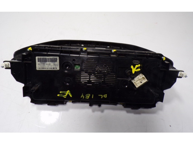 Панель приборов 9828003480, 9825340980   Peugeot 5008       