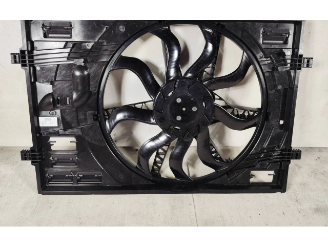 Электрический вентилятор радиаторов       Volkswagen Golf VIII  2019 -  года   