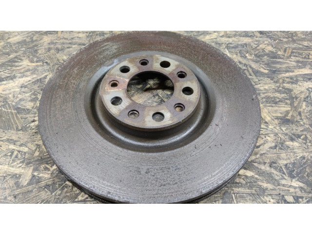 Передний тормозной диск Alfa Romeo Giulia 2.0