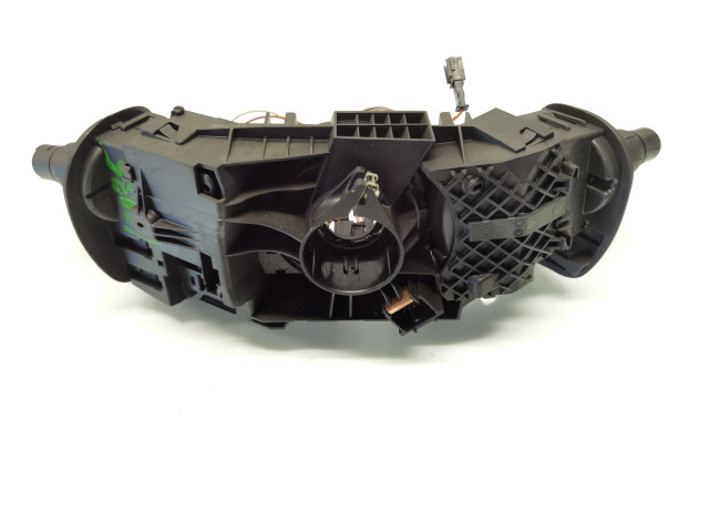 Ручка стеклоочистителей 8200906807   Renault Clio III