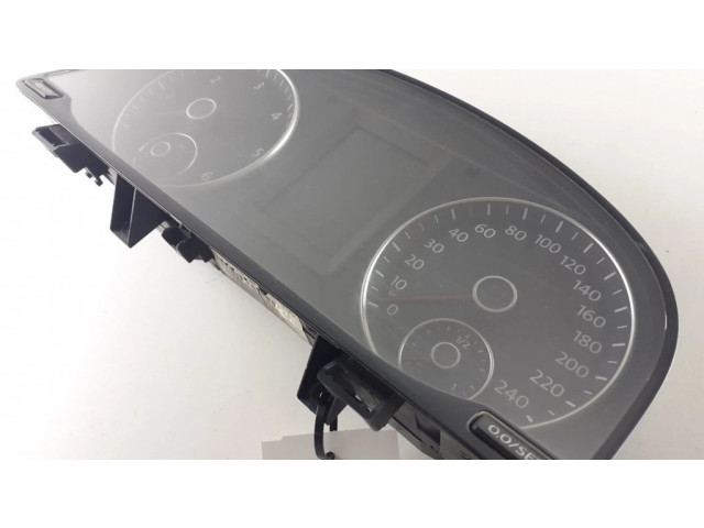 Přístrojová deska  Volkswagen Caddy 2014 2K5920876A  