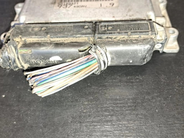 Блок управления двигателя 0281011488, CENTRALITAMOTORUCE Alfa Romeo 166