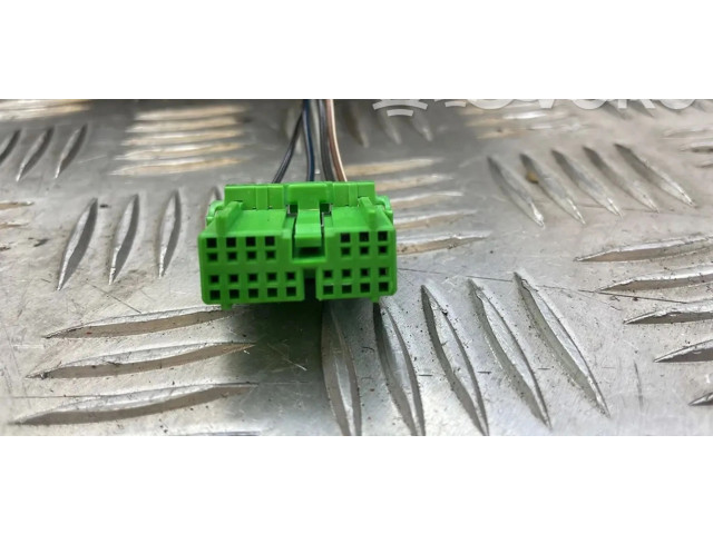 Зеркало электрическое        Volvo V70  2008 - 2013 года   