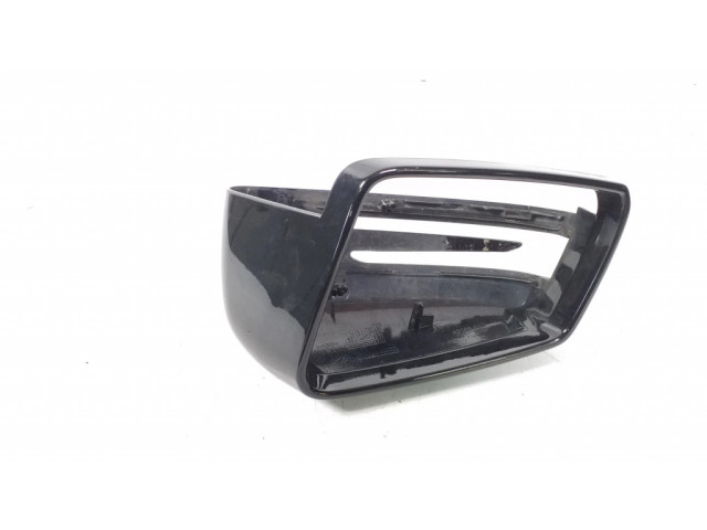 Пластиковая отделка зеркала