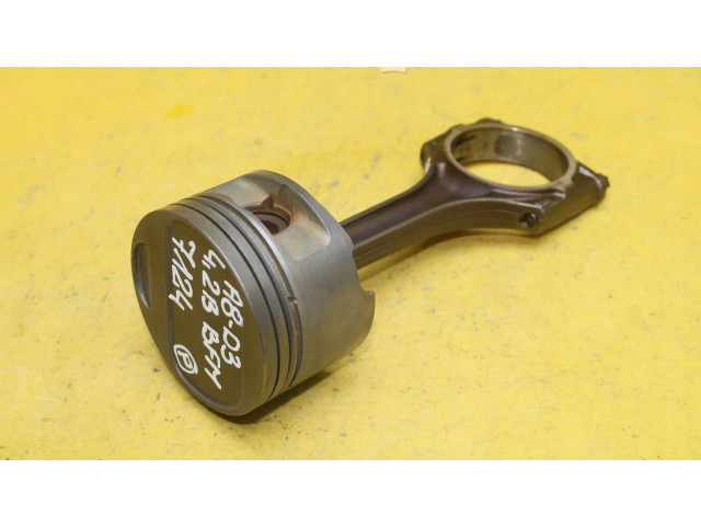 Píst Audi A8 S8 D3 4E